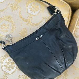 Vintage Coach Black Leather Women's Crossbody Bag